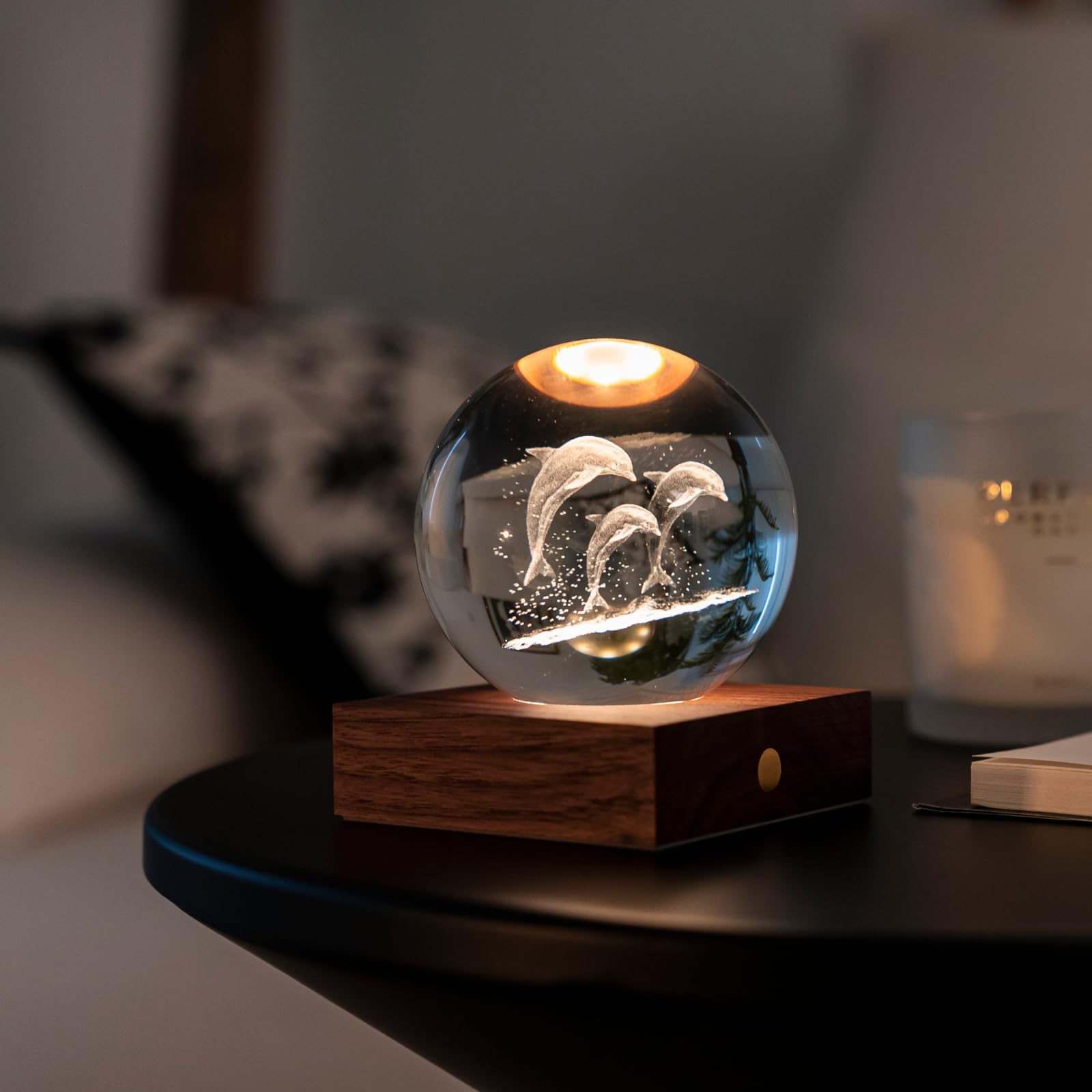 Gingko Design Amber Crystal Light – Jumping Dolphins | LED 3D